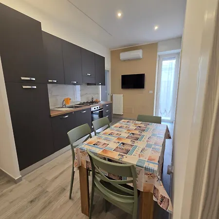 Casa Rutigliano 75 *